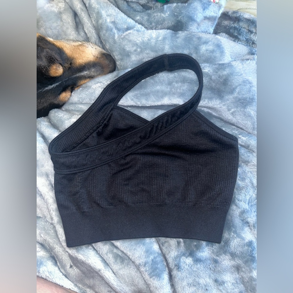 Seamless top